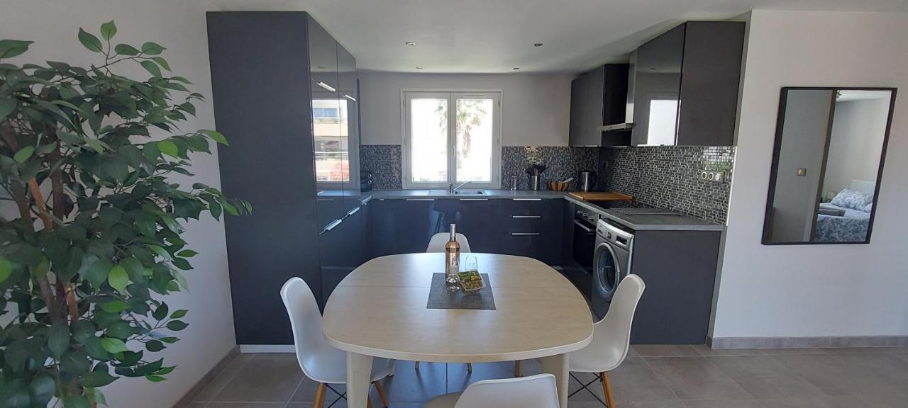Phare View Apartment Марсилан Екстериор снимка